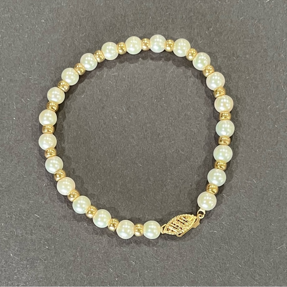 14k Gold Pearl Bracelet